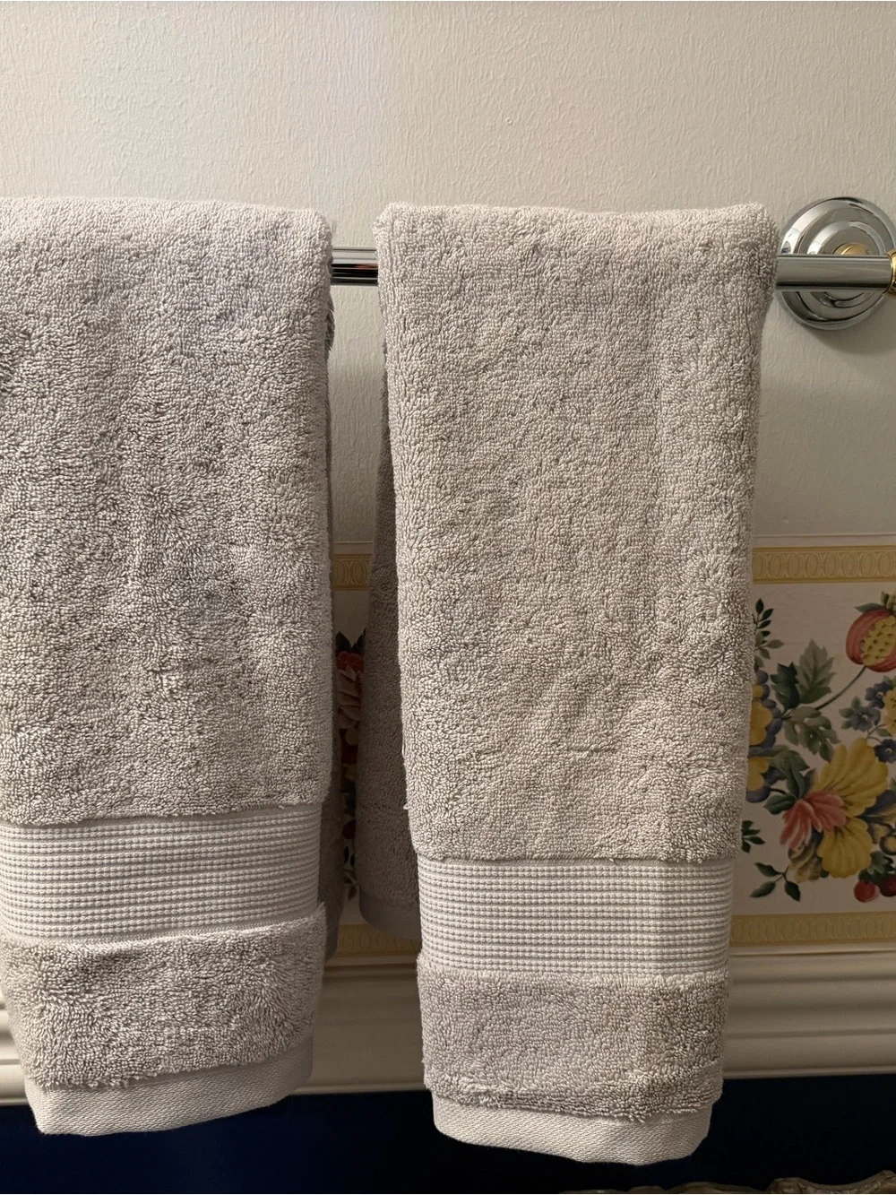 Soft Gray Hand Towel - Plush Everyday Bath Towel